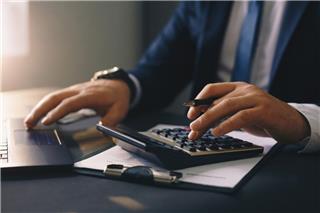 «Παγώνουν» για ένα χρόνο τα επιτόκια στις ρυθμίσεις της ΑΑΔΕ