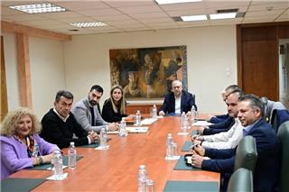 Συμφωνία στη συνάντηση Θεοδωρικάκου με βενζινοπώλες: Απομακρύνονται οι κινητοποιήσεις