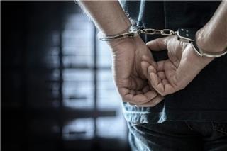 Αθώος 36χρονος στη Θεσσαλονίκη για βιασμό ανήλικης με πορτοκαλάδα: Ήταν φυλακή, είχε καταδικαστεί σε 12 χρόνια