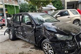 Θεσσαλονίκη: Καραμπόλα με οκτώ αυτοκίνητα σε κεντρικό δρόμο – Τι προκάλεσε το χάος