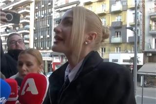 Ιωάννα Τούνη: Με δάκρυα στα μάτια έξω από το δικαστήριο – «Σφίγγεται κάθε φορά η καρδιά μου, είναι πολύ ψυχοφθόρο»