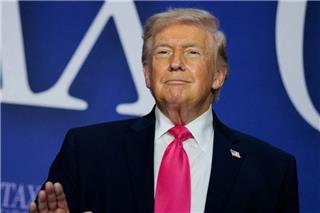 Το Ιράν δεσμεύτηκε να μην κλείσει ποτέ ξανά τα Στενά του Ορμούζ, λέει ο Τραμπ: «Είναι μία υπέροχη μέρα για τον κόσμο»