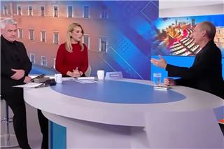 Το επεισόδιο on air με τον Βαρουφάκη για τα ναρκωτικά και η ανάρτηση-παράπονο «για τη σιωπηλή άδεια προς τον καθένα να με κακοποιεί»