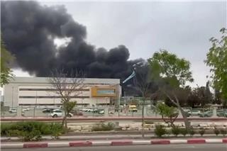 Το Ιράν χτύπησε με πύραυλο εργοστάσιο χημικών στο Ισραήλ – Φόβοι για επικίνδυνη διαρροή τοξικών ουσιών