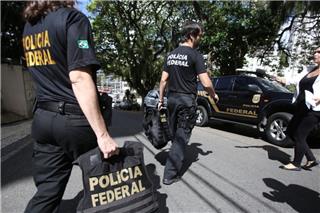 Φρίκη στη Βραζιλία με 5χρονη που θάφτηκε ζωντανή σε τάφο από τσιμέντο από την μητέρα και τον πατριό της