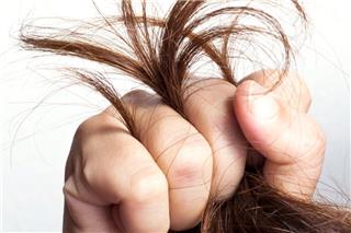 Μεγάλο πάθος, μικρό δράμα: Tι παθαίνουν τα μαλλιά σου στο σeξ