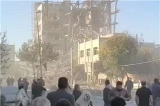 ΗΠΑ και Ισραήλ βομβάρδισαν κτίριο στο Ιράν που συνεδρίαζαν για εκλογή διαδόχου του Χαμενεΐ