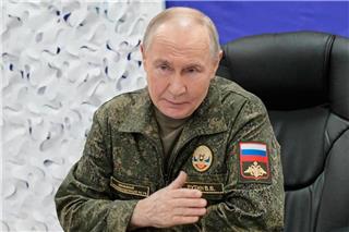 Ρωσία: «Γαλλία και Βρετανία θέλουν να δώσουν μυστικά πυρηνικά όπλα στην Ουκρανία» – Απειλές Πούτιν για αντίποινα