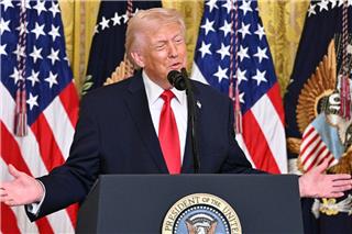 Ντόναλντ Τραμπ: Το Ιράν έχει ηττηθεί, εκλιπαρεί για συμφωνία αλλά εγώ δεν τη θέλω