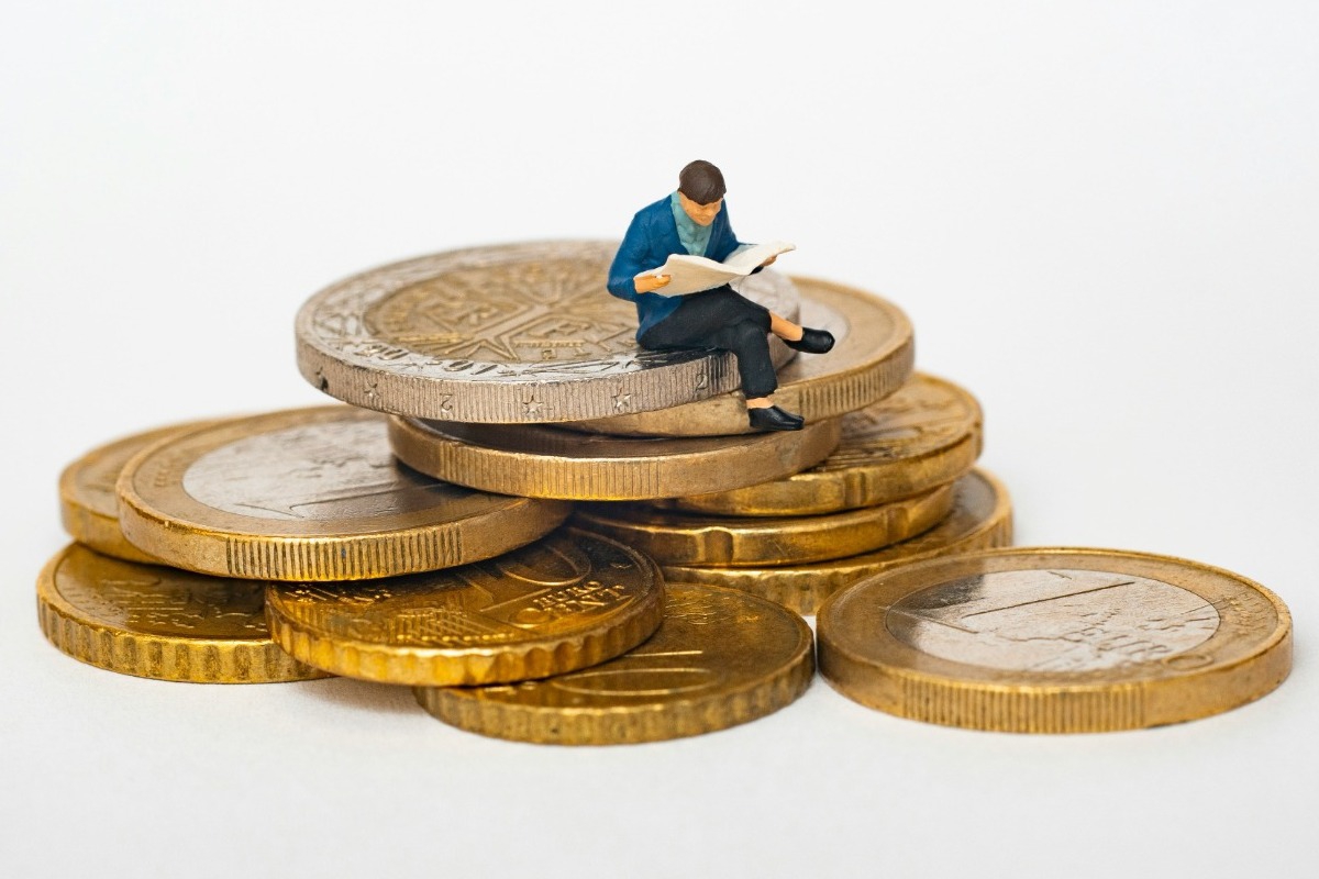 Χρήματα πριν το τέλος του μήνα: Τα επιδόματα που πληρώνονται έως 29 Ιανουαρίου