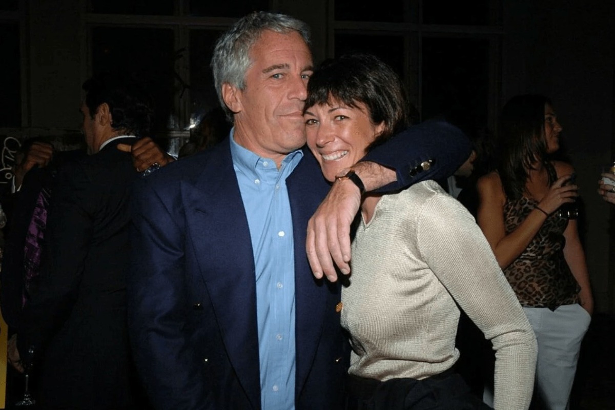 H UBS διαχειριζόταν για χρόνια τα χρήματα της Γκιλέιν Μάξγουελ, ακόμη και μετά τη σύλληψη του Έπσταϊν