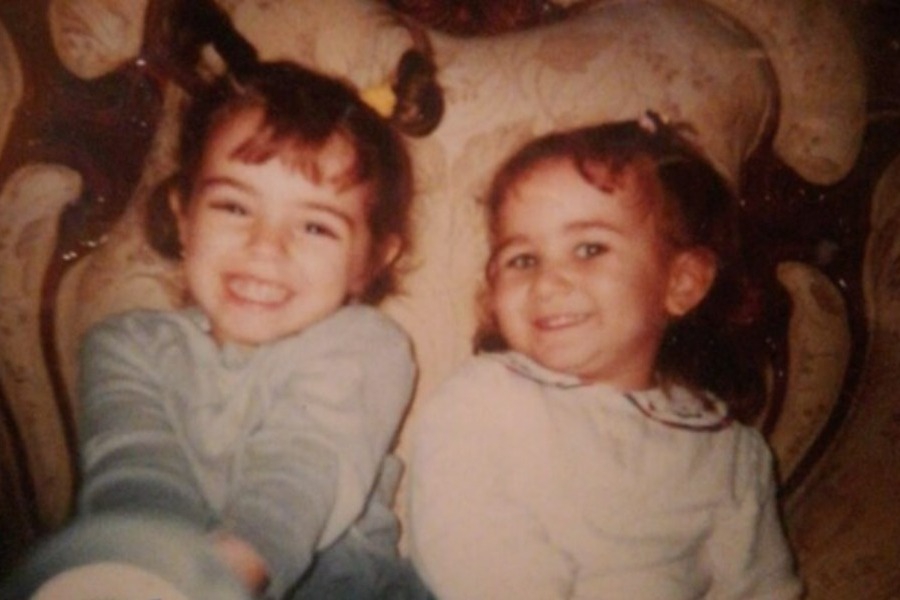 Τα δυο κορίτσια που τα μπέρδεψαν στη γέννα: Αλλαξαν αγκαλιά, αλλά όχι οικογένεια