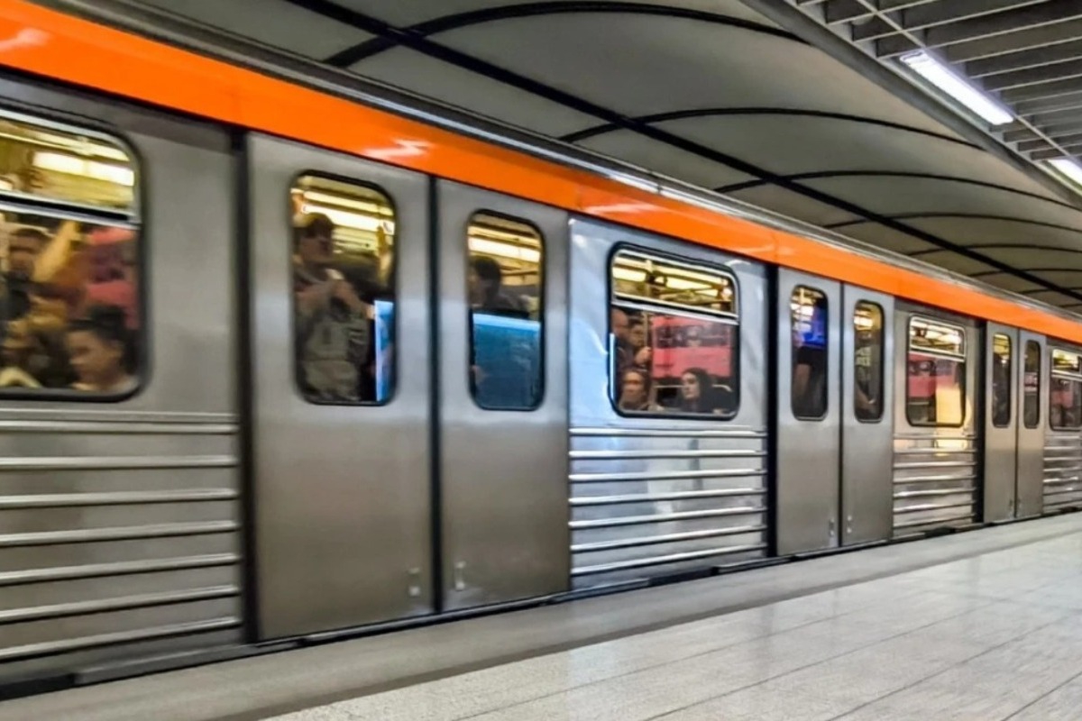 Η μεγάλη ανακαίνιση των συρμών: Πώς αλλάζουν όψη τα τρένα σε μετρό και ηλεκτρικό