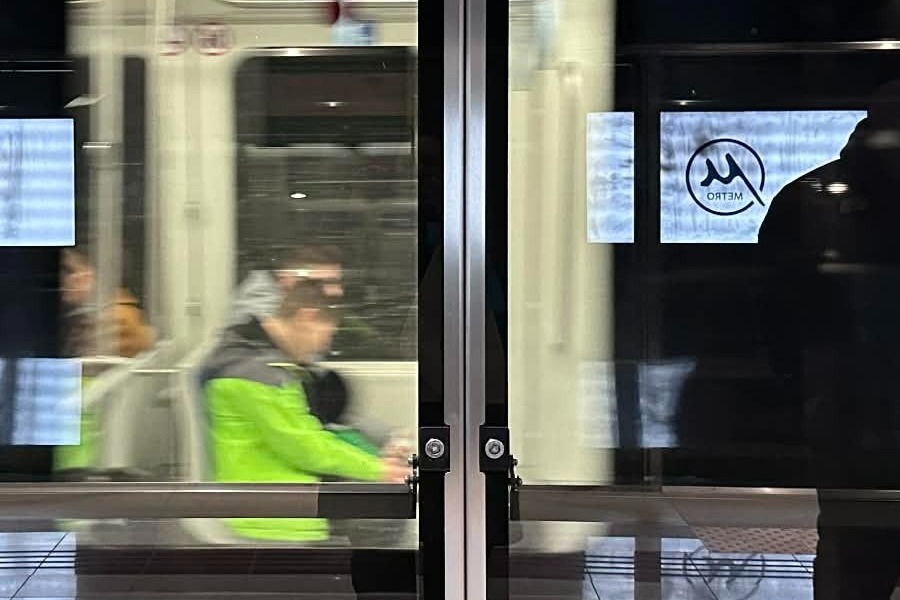 Πρόβλημα πάλι στο Μετρό Θεσσαλονίκης από ακινητοποίηση συρμού