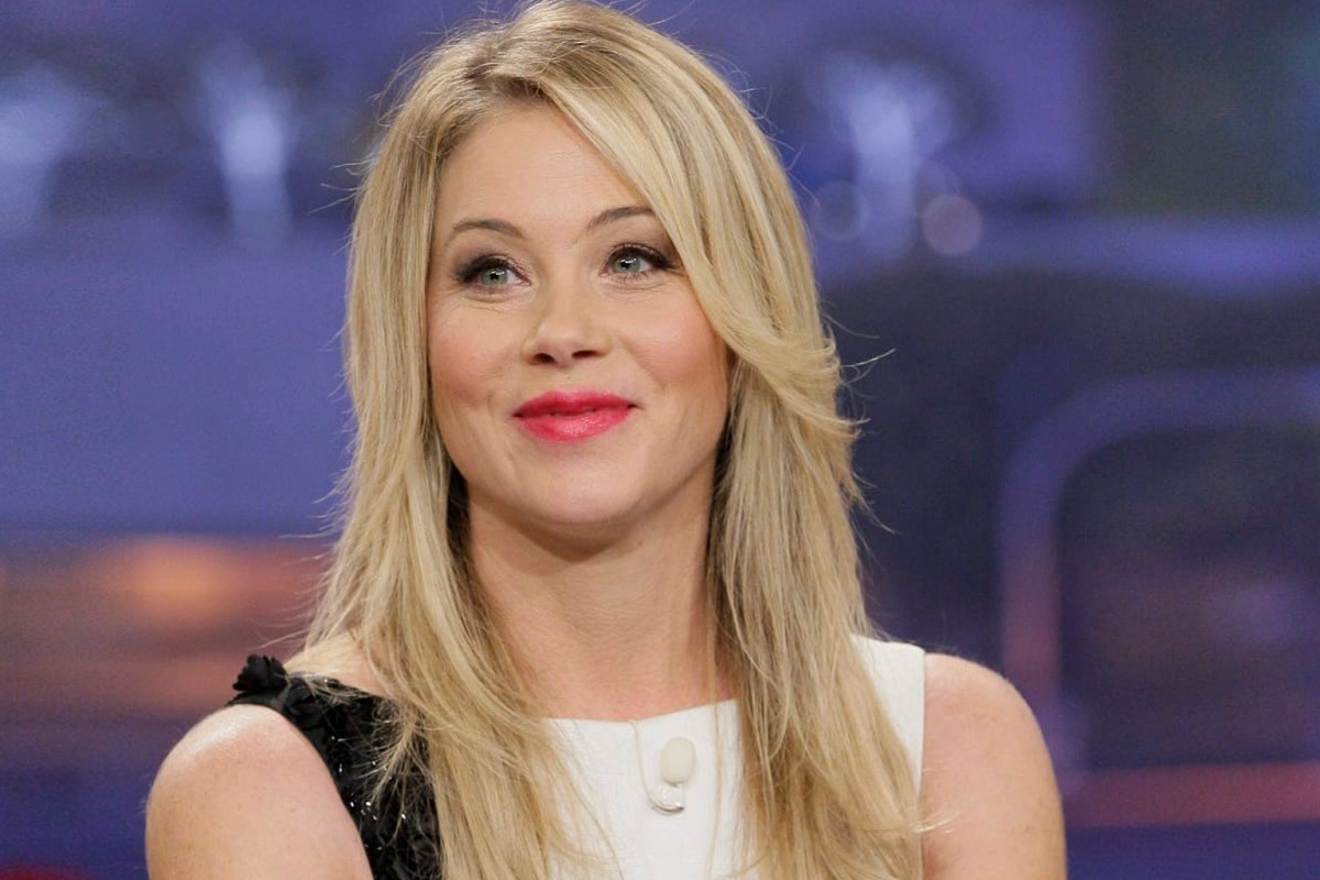 Christina Applegate: Στο νοσοκομείο η ηθοποιός