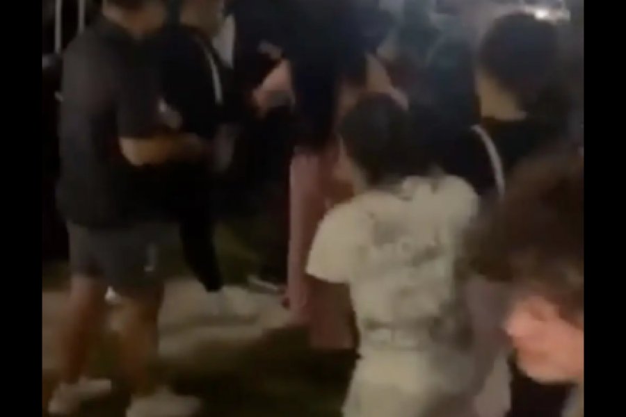 Όχλος επιτέθηκε σε φοιτήτριες του York College ‑ Ξυλοκοπήθηκαν μέχρι αναισθησίας