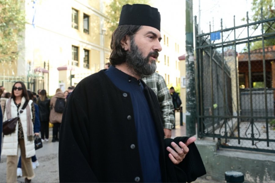 Ομόφωνα αθώος ο πατέρας Αντώνιος για την υπόθεση της Κιβωτού του Κόσμου στα Ιωάννινα
