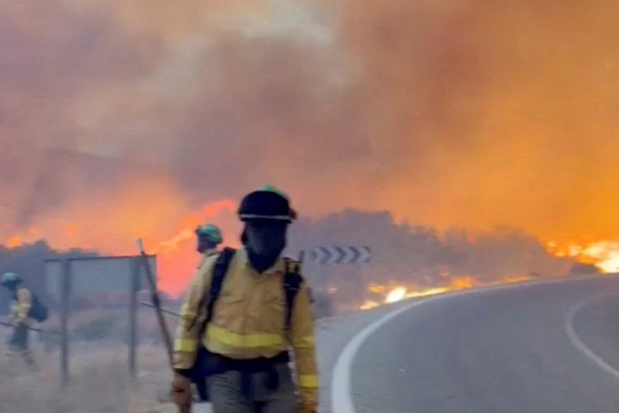 Πύρινη κόλαση στην Ανδαλουσία με 12 νεκρούς, κάηκαν άνθρωποι μέσα στα αυτοκίνητά τους