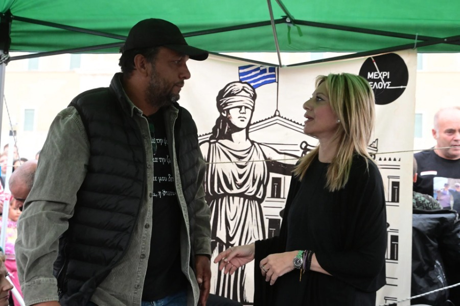 Ρούτσι κατά Καρυστιανού: «Πρέπει να παραιτηθεί από τον σύλλογο για τα Τέμπη»