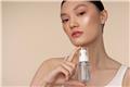 Το νέο επαναστατικό face mist που προστατεύει την επιδερμίδα από το blue light της οθόνης