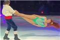 Disney on Ice: Σοκαριστικό ατύχημα - H «Μικρή Γοργόνα» εκτοξεύεται από τα χέρια του «πρίγκιπα»