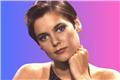 Το Bond Girl που μάγεψε τον James Bond στα ’80s ‑ Πώς είναι σήμερα στα 65 της