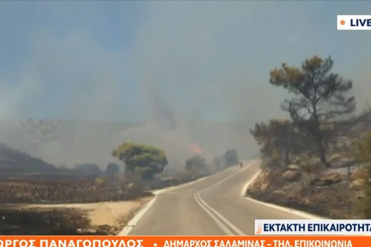 Φωτιά στη Σαλαμίνα: Δύο νεκροί ‑ Σκάφη σπεύδουν για εκκένωση από Σελήνια και Κακή Βίγλα