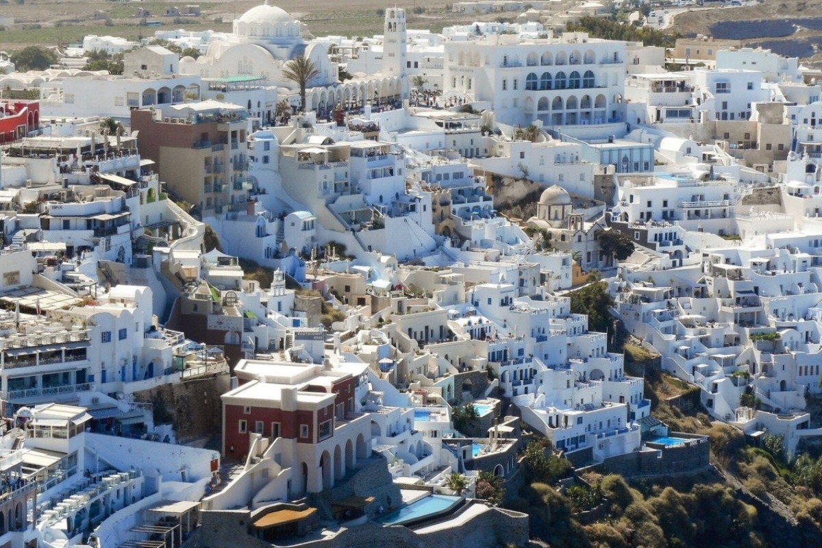 Κοινωνικός τουρισμός: Οι δικαιούχοι ‑ Πώς θα δοθούν 300.000 vouchers