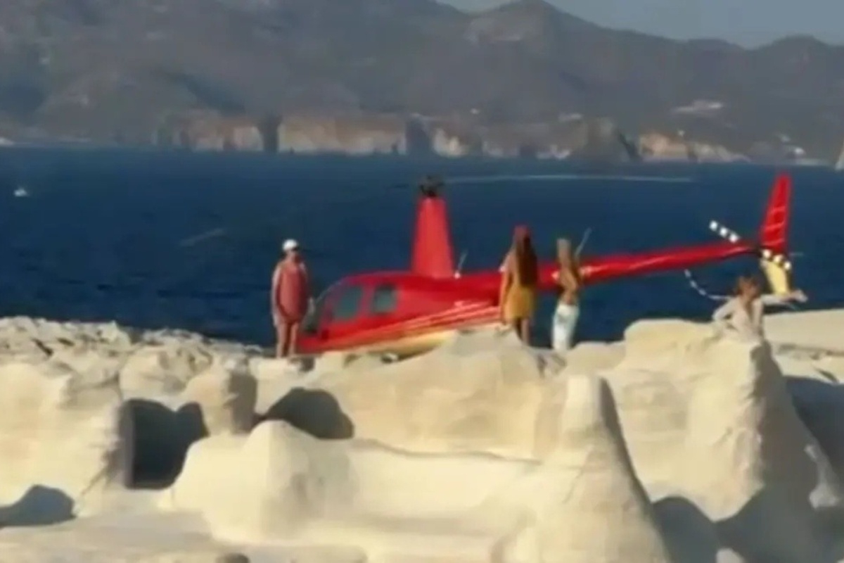 Ελικόπτερο προσγειώνεται σε λουόμενους στη Μήλο: Παρέμβαση εισαγγελέα μετά το viral βίντεο