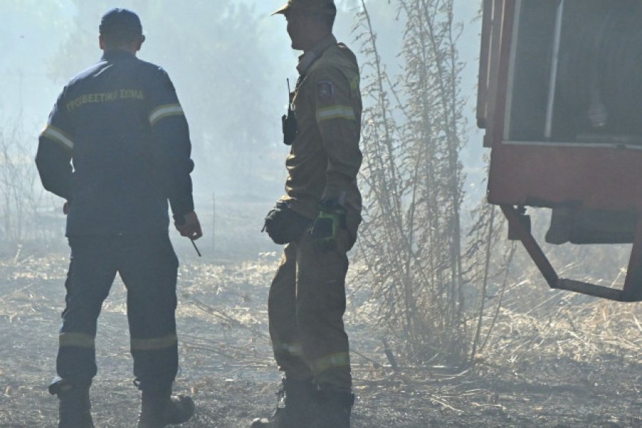 Σε ποιες περιφέρειες υπάρχει πολύ υψηλός κίνδυνος φωτιάς για την Τρίτη