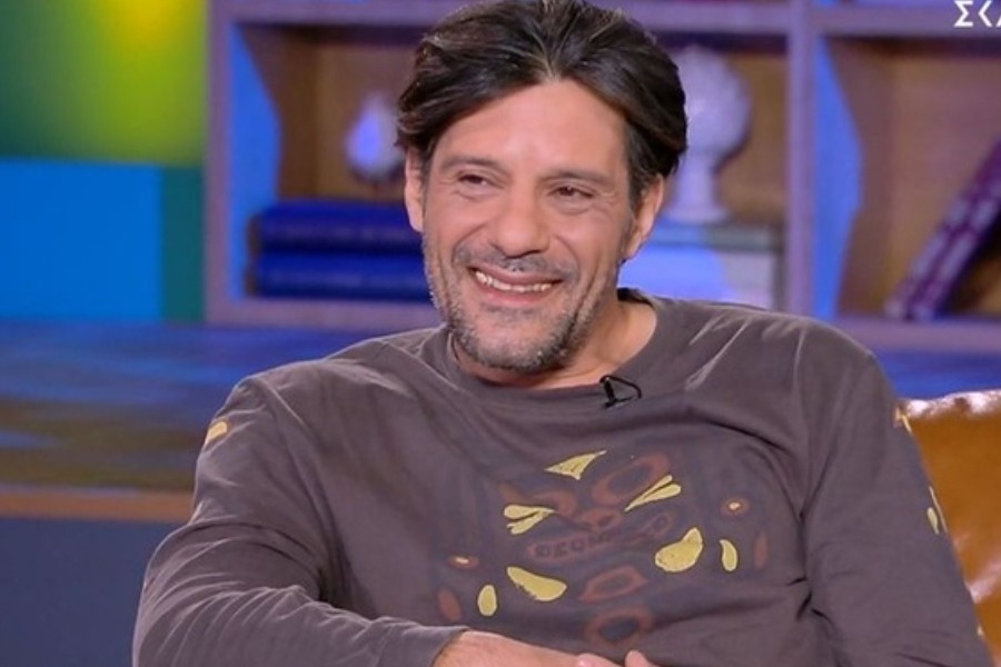 Γιώργος Σεϊταρίδης: Τρία χρόνια παρακαλούσα τη σύζυγό μου να με παντρευτεί