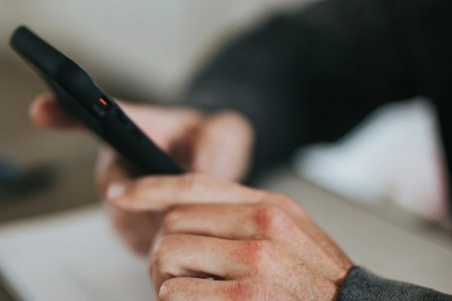 Προσοχή με νέα απάτη και παραπλανητικά SMS για τέλη κυκλοφορίας