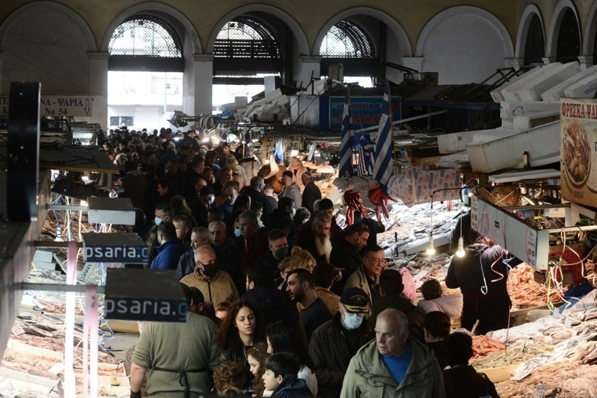 Καθαρά Δευτέρα 2026: Τι ισχύει για σούπερ μάρκετ και εμπορικά καταστήματα