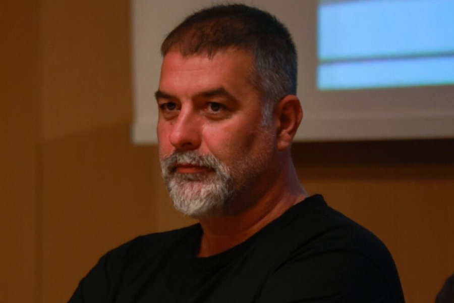 Βασίλης Μπισμπίκης: «Δεν ξέρω αν έχω βρει ακόμα την αγάπη» ‑ Η κρίση που τον διέλυσε
