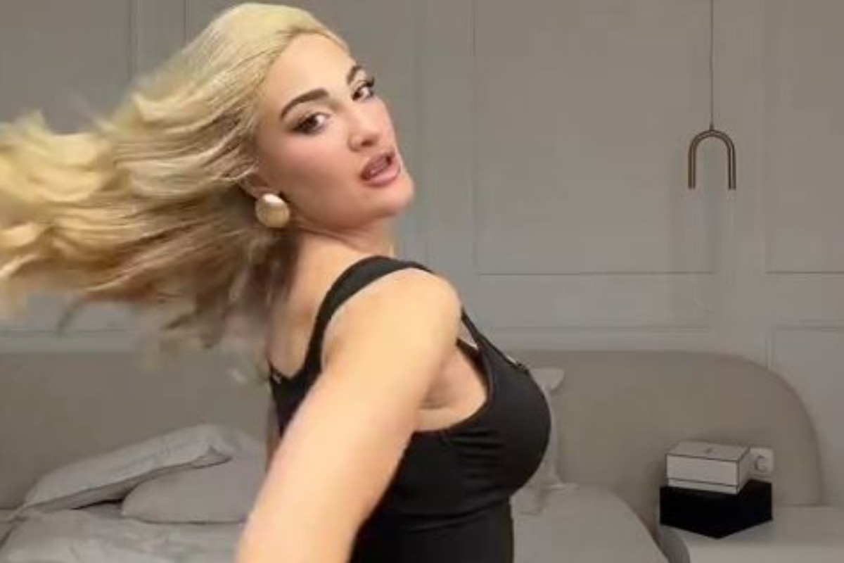 Το νέο βίντεο της Τούνη με τα «επιτεύγματά» της προκαλεί αντιδράσεις ‑ «Έτσι νιώθω που έχω καταφέρει όλα αυτά στα 32 μου»