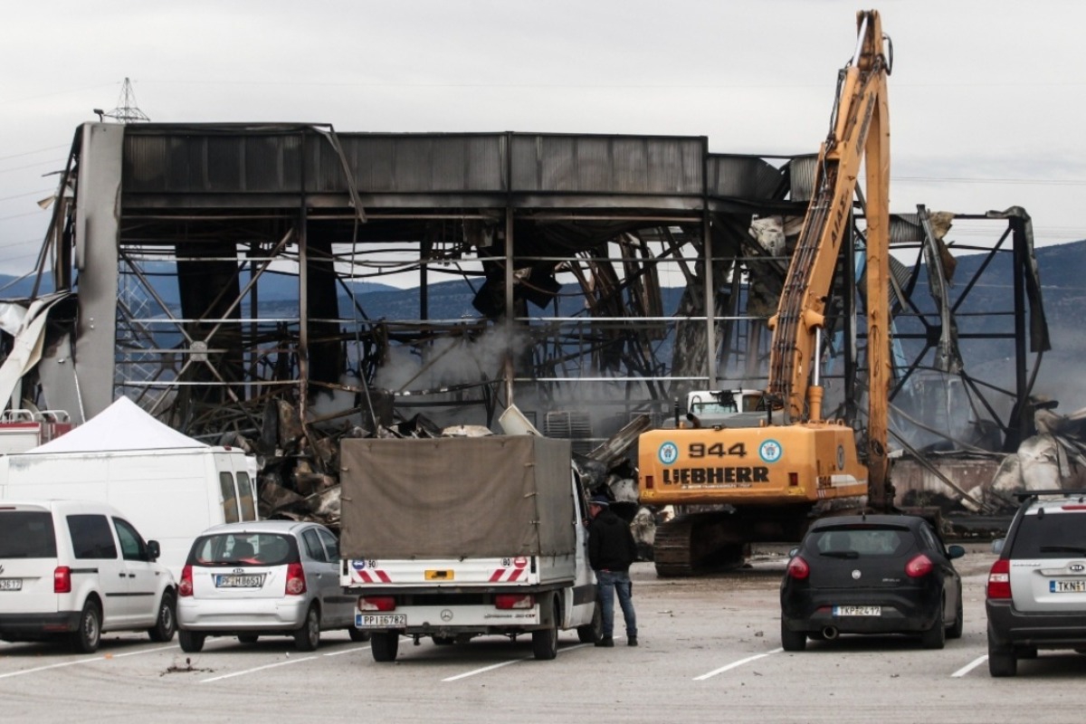 Στον ανακριτή σήμερα ο ιδιοκτήτης της Βιολάντα, αναμένεται να υποστηρίξει ότι έμαθε «πολύ αργά» για την οσμή στο εργοστάσιο