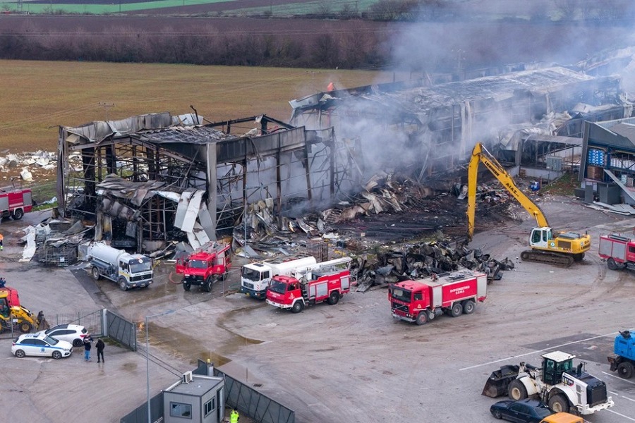 Γιατί σταμάτησαν οι έρευνες στη «Βιολάντα»: «Κίνδυνος νέας έκρηξης με πολλά θύματα