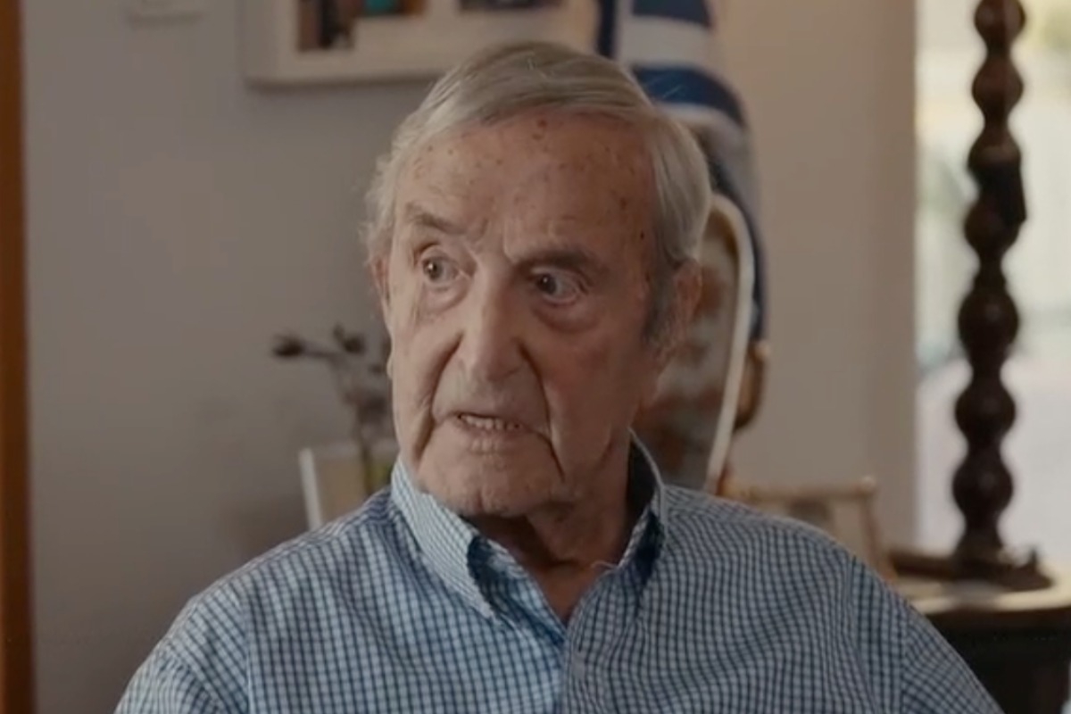 Γιάννης Βογιατζής: «Είμαι 105 ετών» – Τι θυμάται για τη μάνα του στον πόλεμο