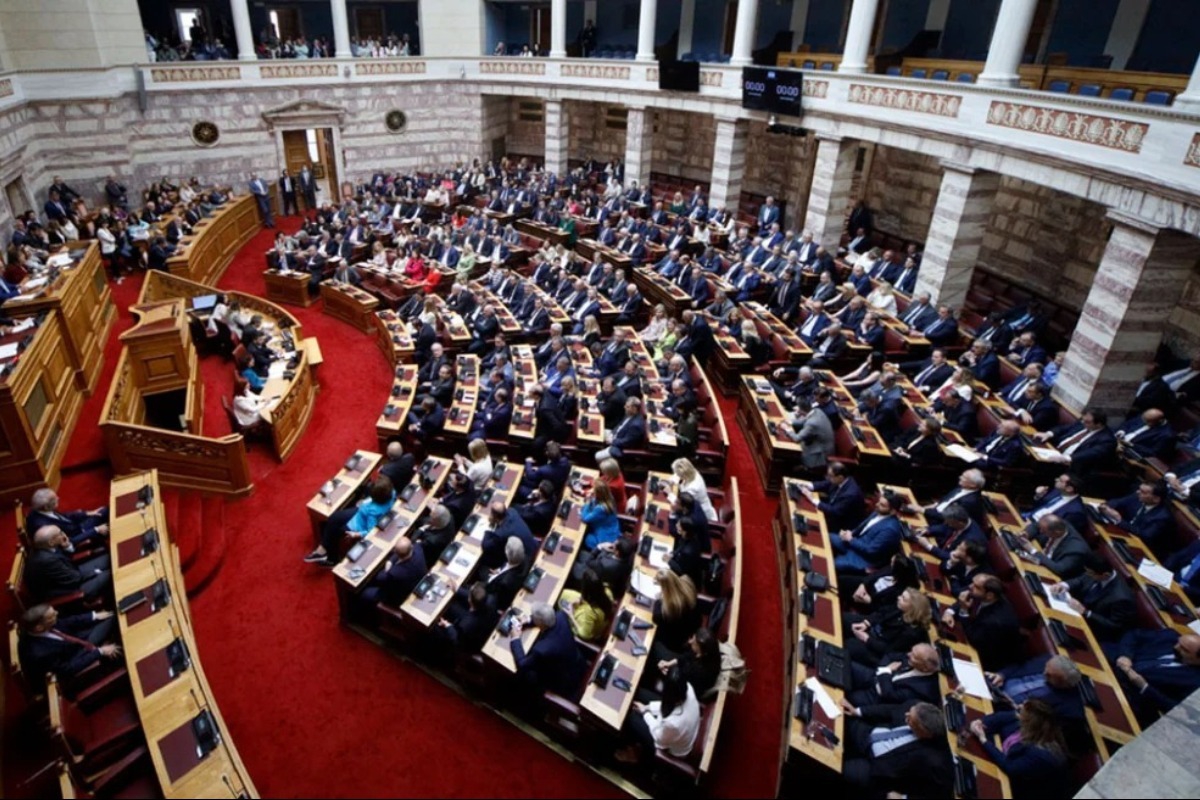 Απορρίφθηκε η πρόταση του ΠΑΣΟΚ για σύσταση εξεταστικής επιτροπής για τις υποκλοπές με 155 «όχι»