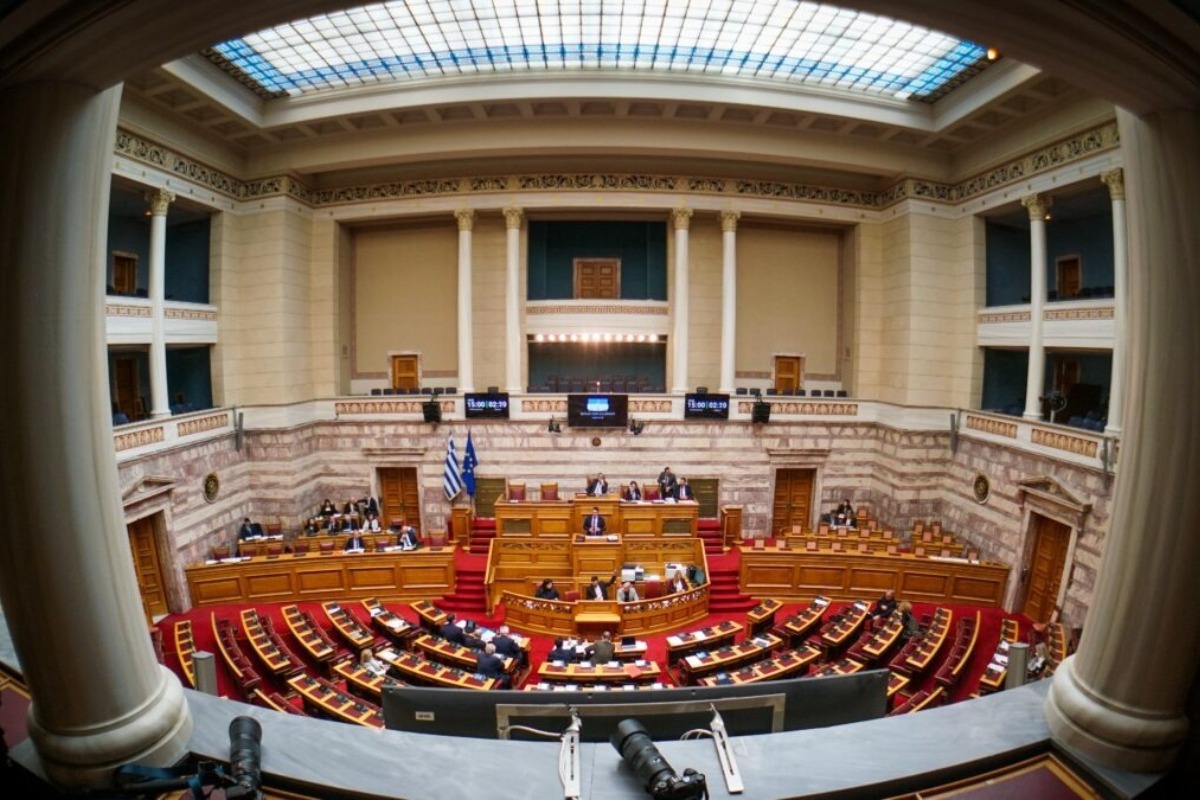 Αντίστροφη μέτρηση για τη Συνταγματική Αναθεώρηση: Οι αλλαγές για υπουργούς, ΑΕΙ, Δημόσιο