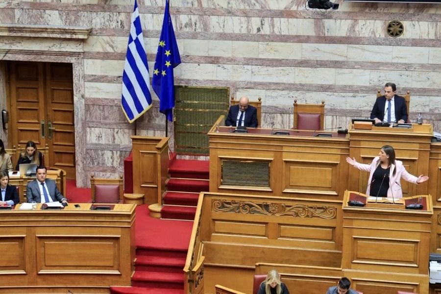 Νέο επεισόδιο Γεωργιάδη‑Κωνσταντοπούλου στη Βουλή: Την κατήγγειλε ότι τον τραβούσε βίντεο στη συνεδρίαση