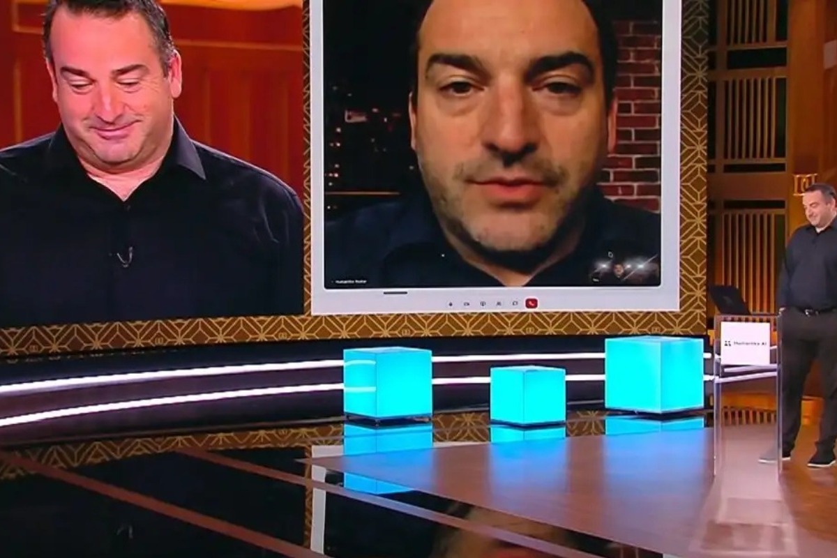 Dragons` Den: Ο Χάρης Βαφειάς συνομίλησε με το ΑΙ ολόγραμμά του