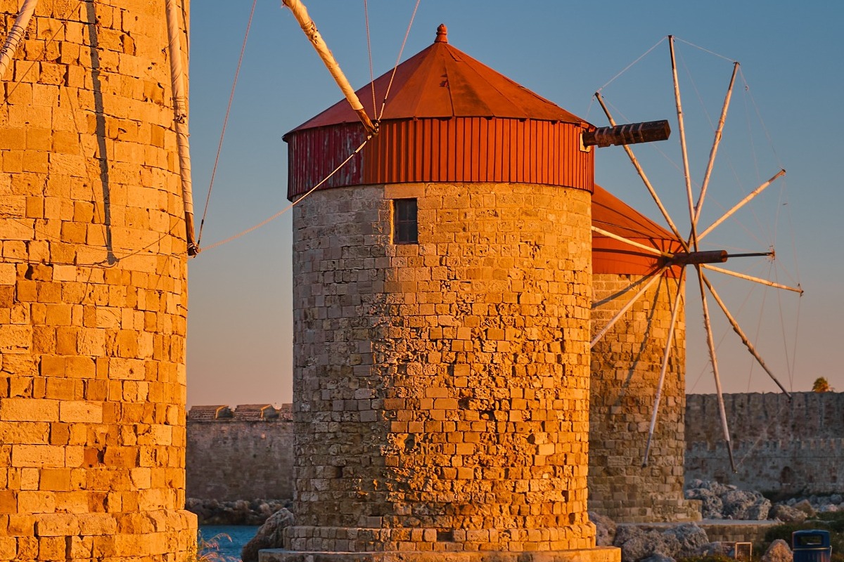 Τα ελληνικά νησιά που πάνε κόντρα στο δημογραφικό