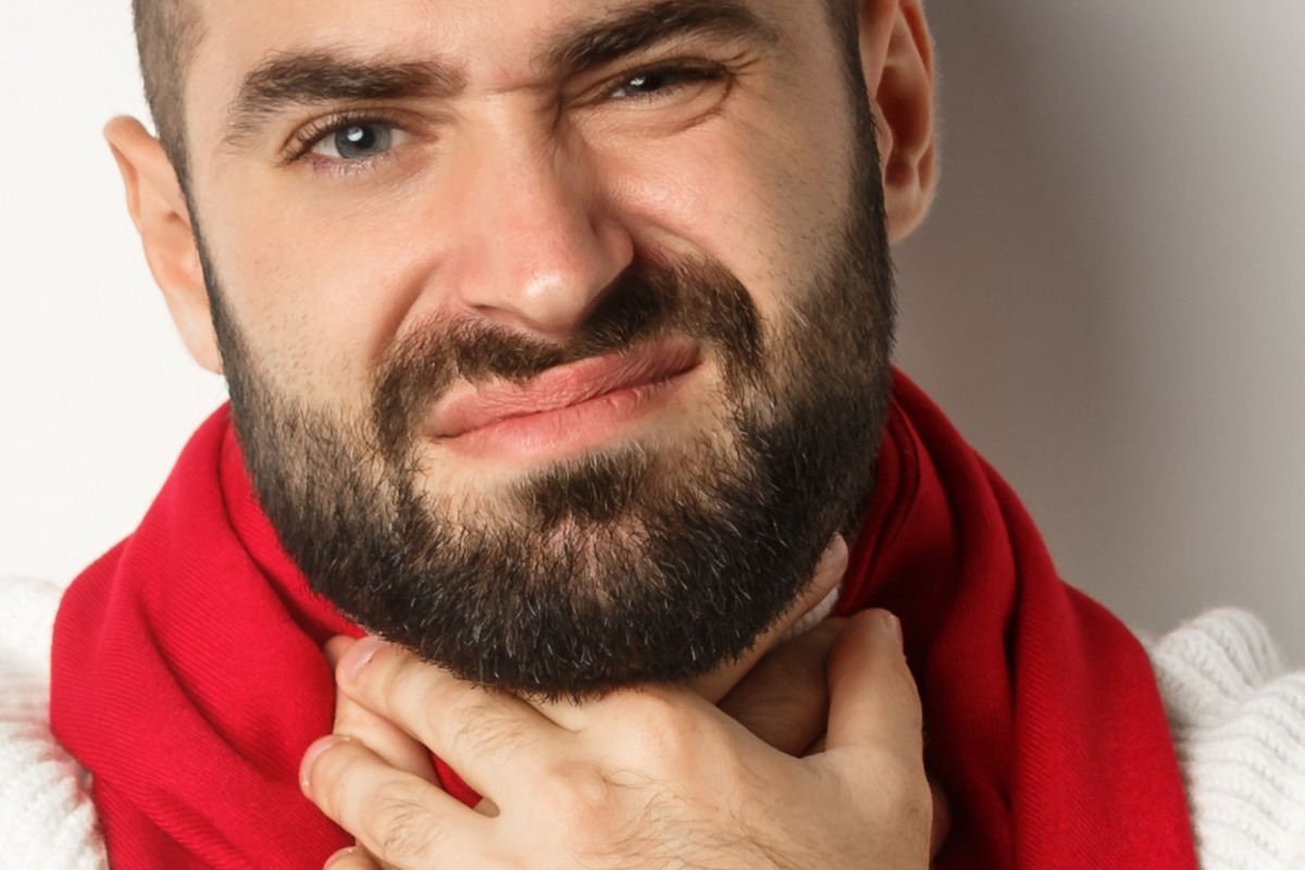 Κρίση άγχους: Το απρόσμενο σύμπτωμα που εμφανίζεται στον λαιμό