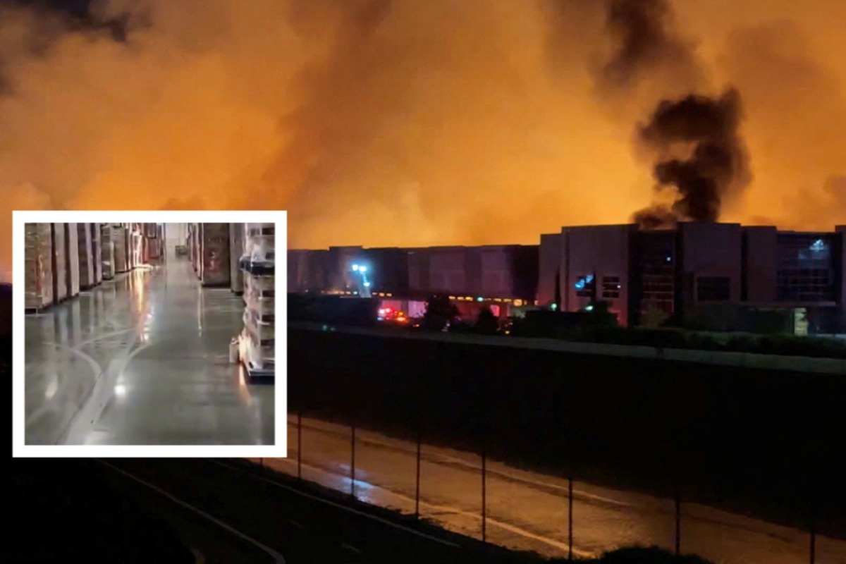 «Έπρεπε να μας πληρώνετε καλύτερα»: Έξαλλος υπάλληλος στην Καλιφόρνια έβαλε φωτιά σε αποθήκη