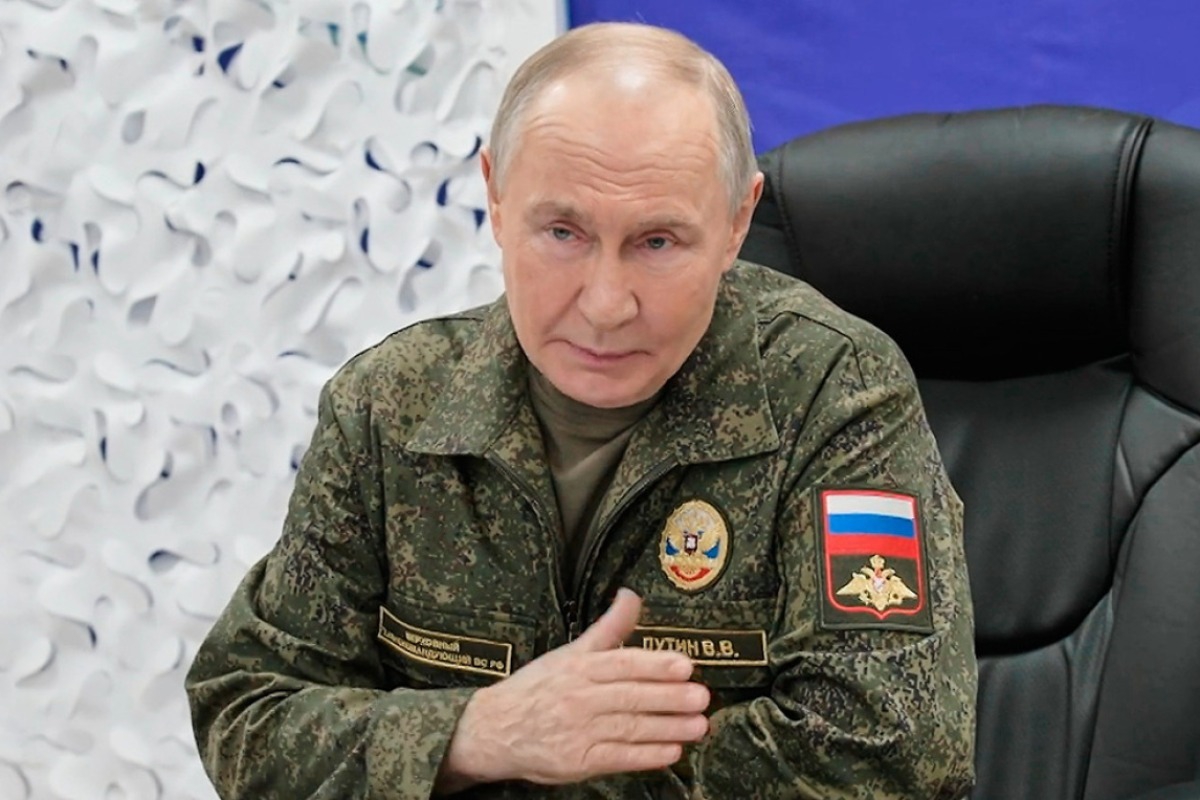 Ρωσία: «Γαλλία και Βρετανία θέλουν να δώσουν μυστικά πυρηνικά όπλα στην Ουκρανία» – Απειλές Πούτιν για αντίποινα