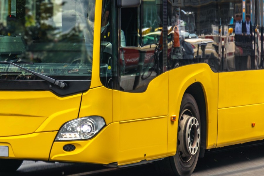 Λεωφορεία: Αλλάζουν εικόνα σε Αθήνα και Θεσσαλονίκη ‑ Έρχεται rebranding