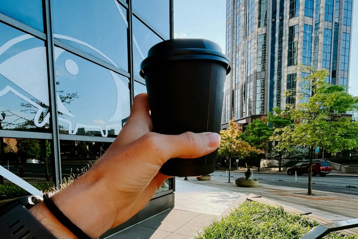 Τον απέλυσαν για… ρέστα καφέ και τώρα η εταιρεία πληρώνει αποζημίωση‑μαμούθ!