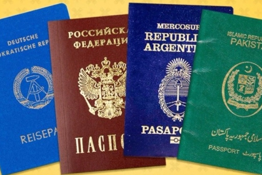 Υπάρχουν μόνο 4 χρώματα στα διαβατήρια ανά τον κόσμο: Tι συμβολίζει το καθένα;