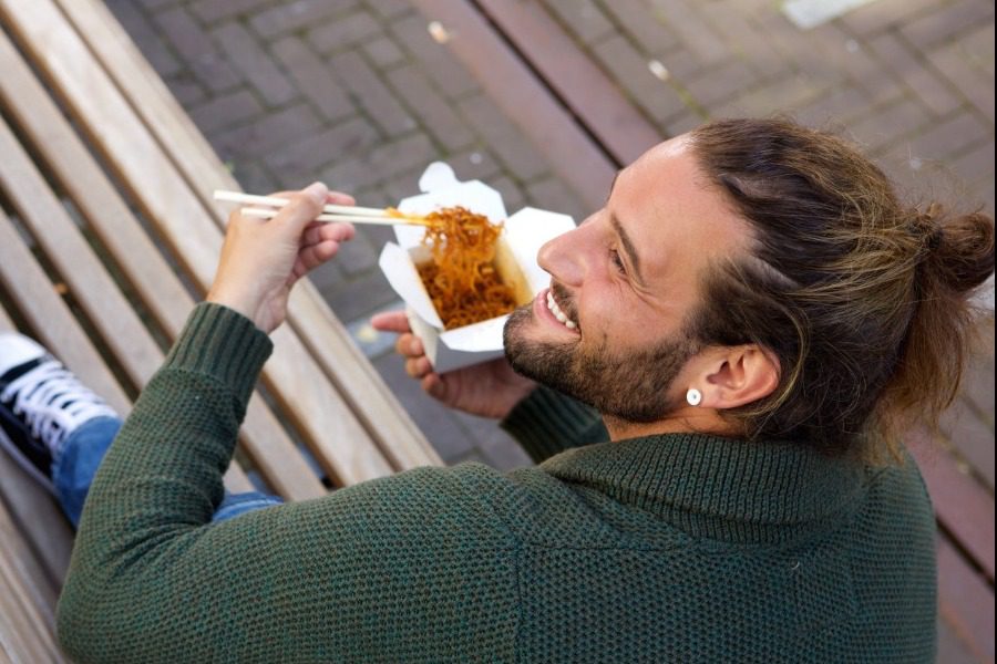 Τόσο καιρό τρώγαμε το κινέζικο φαγητό λάθος